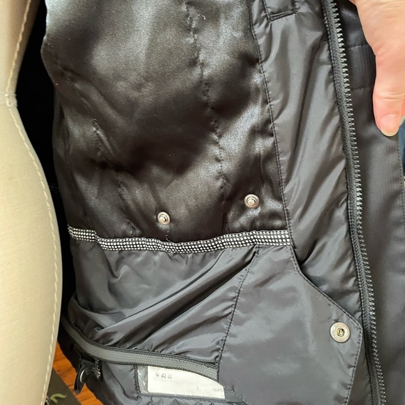 Burton Women's Black Hooded Ski Jacket - Picture 7 of 9